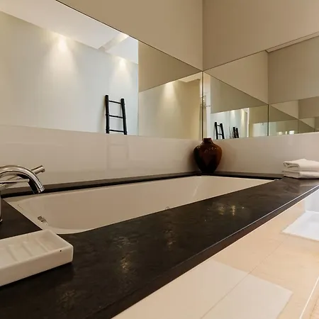 Luxury Excellent Location *